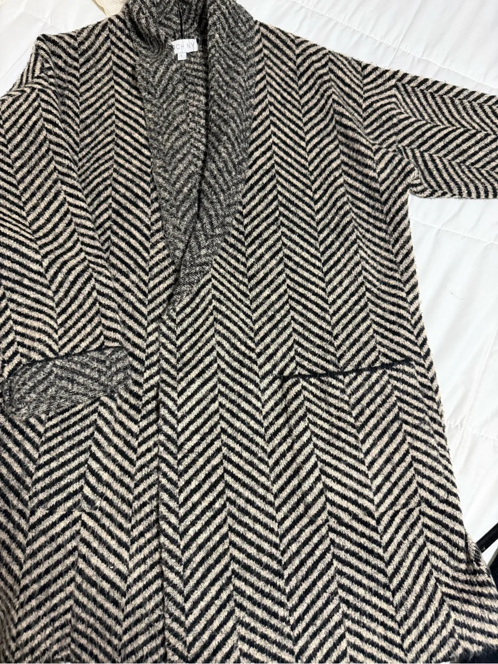 Black & Taupe Chevron Shawl-Collar Sweater Coat